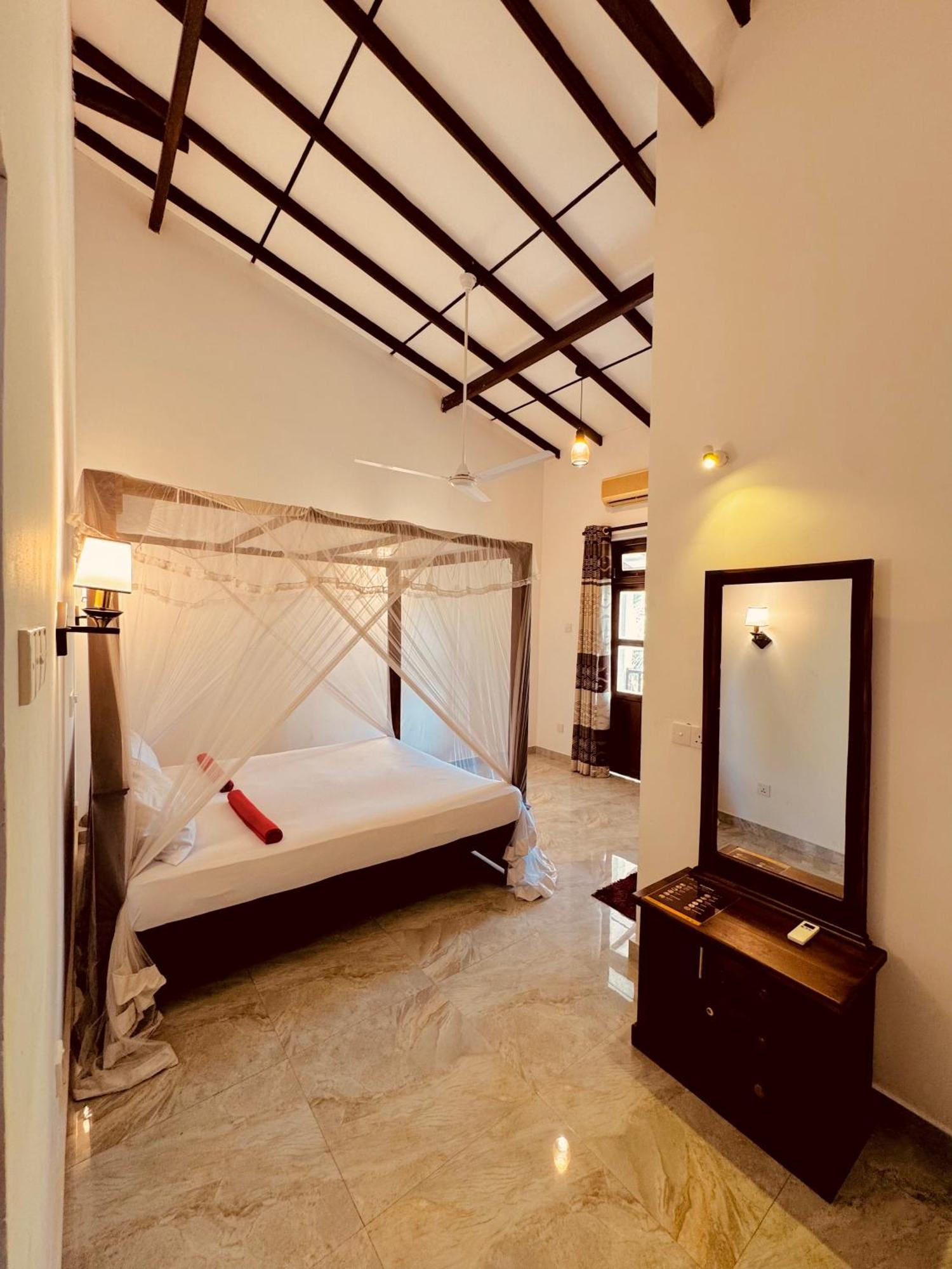 Riverwood Villa Weligama Quarto foto